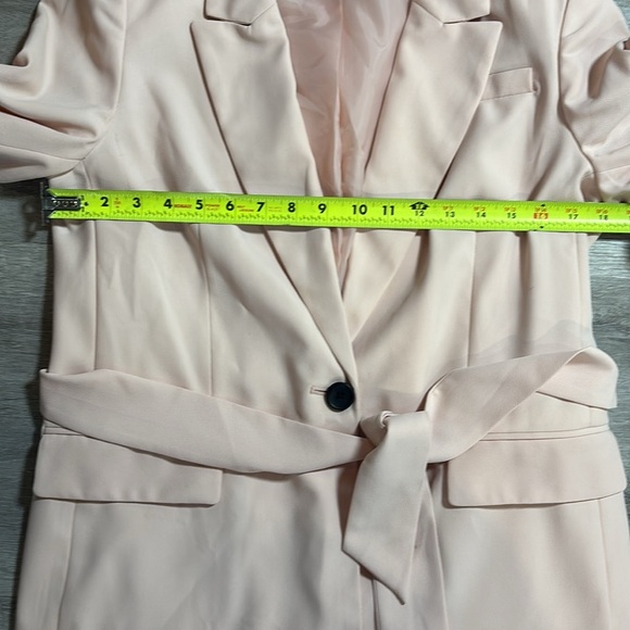 Banana republic large soft waist Blazer color pink blush size 10 - Picture 3 of 8